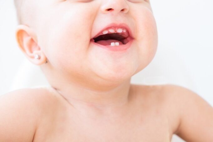 Bebekler Ne Zaman Diş Hekimini Ziyaret Etmeli?